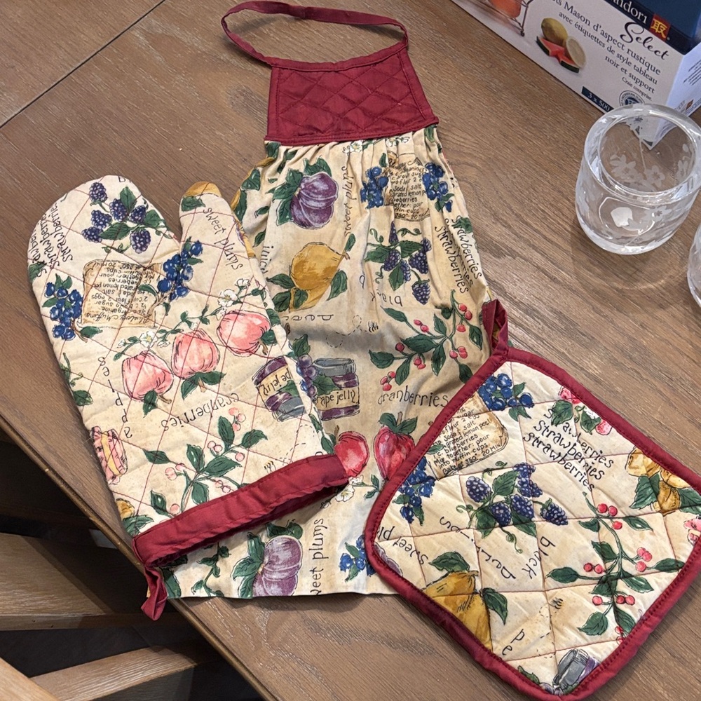 Fruit Print Kitchen Set with Red Trim